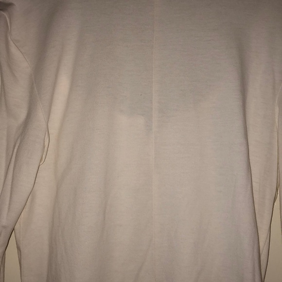 Cute color block top from Victoria’s Secret - Picture 4 of 4